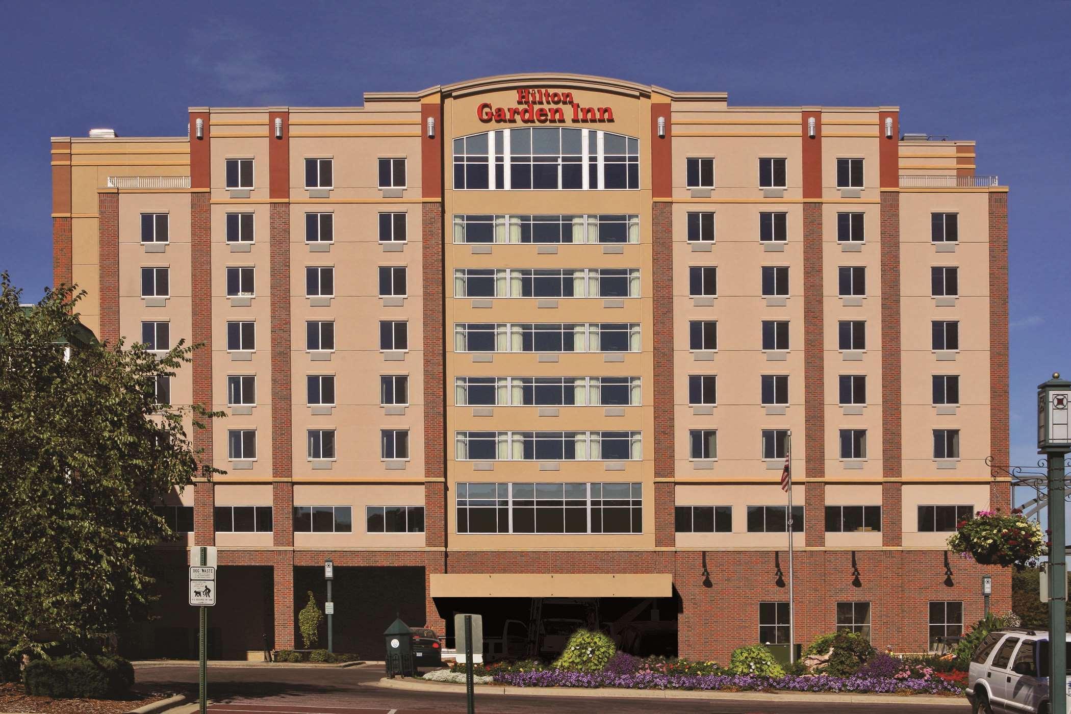 Hilton Garden Inn Mankato Downtown Экстерьер фото