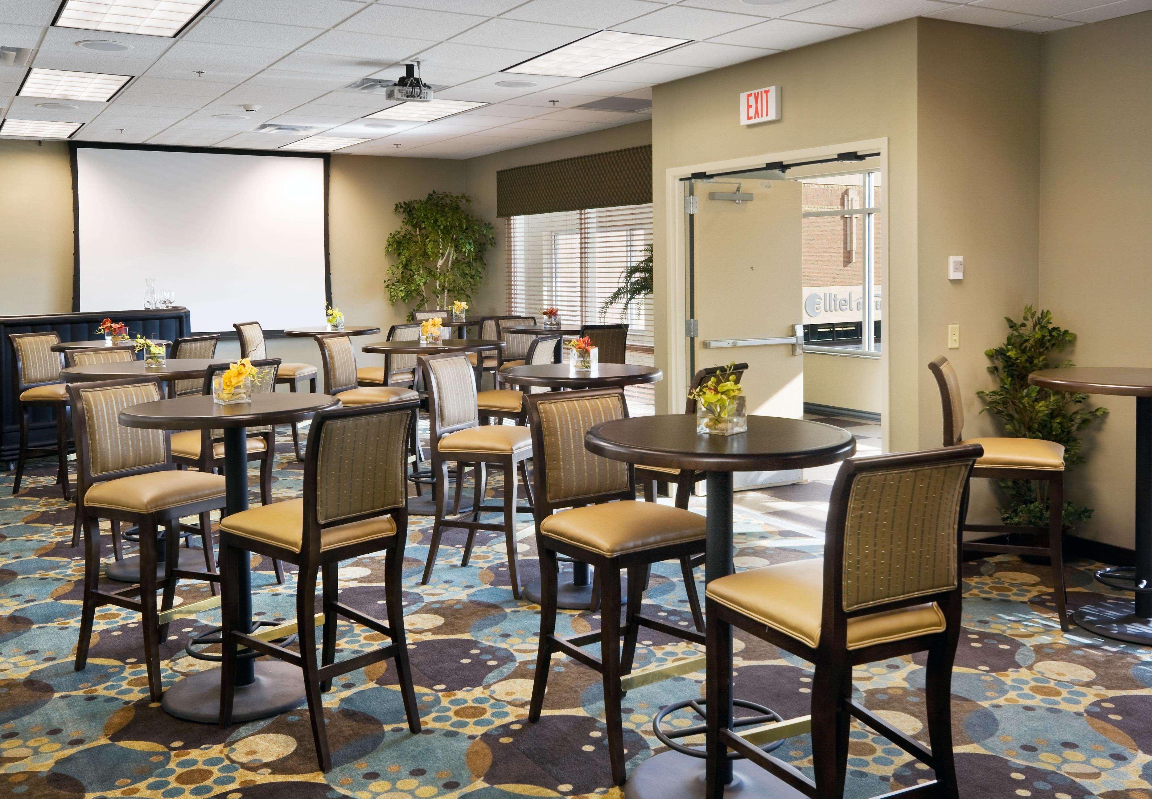 Hilton Garden Inn Mankato Downtown Экстерьер фото